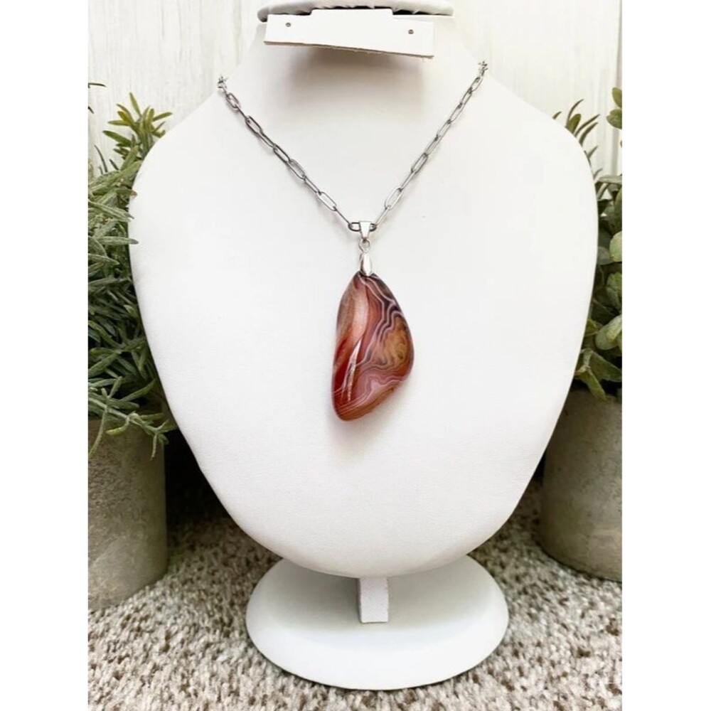Natural Stone Agate Pendant Necklace